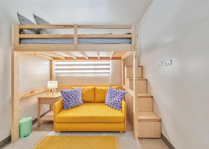Spacious 2br Makati Mrt Wifi Washer Apartment Manila